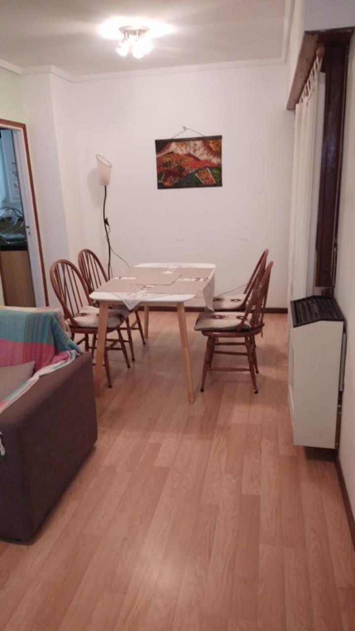 Dos Ambientes Modernos Y Luminosos En La Perla