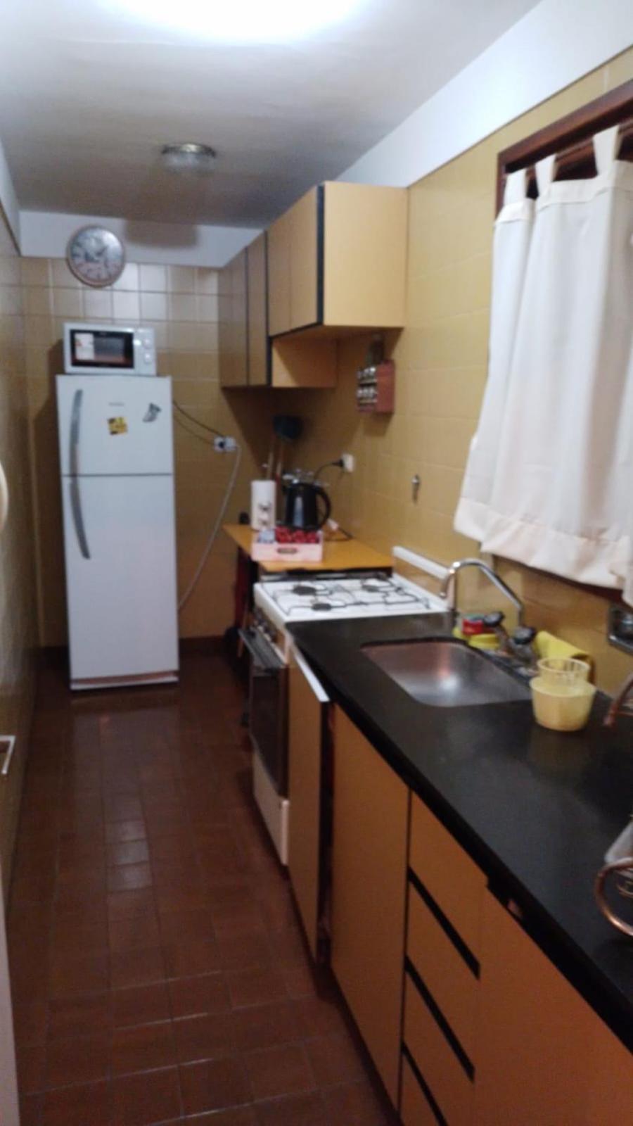 Dos Ambientes Modernos Y Luminosos En La Perla *